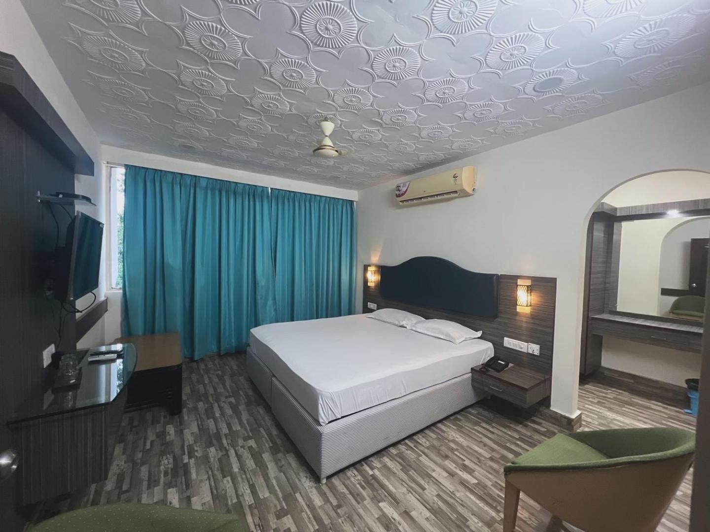 Varada Nagavali Hotel Srikakulam المظهر الخارجي الصورة