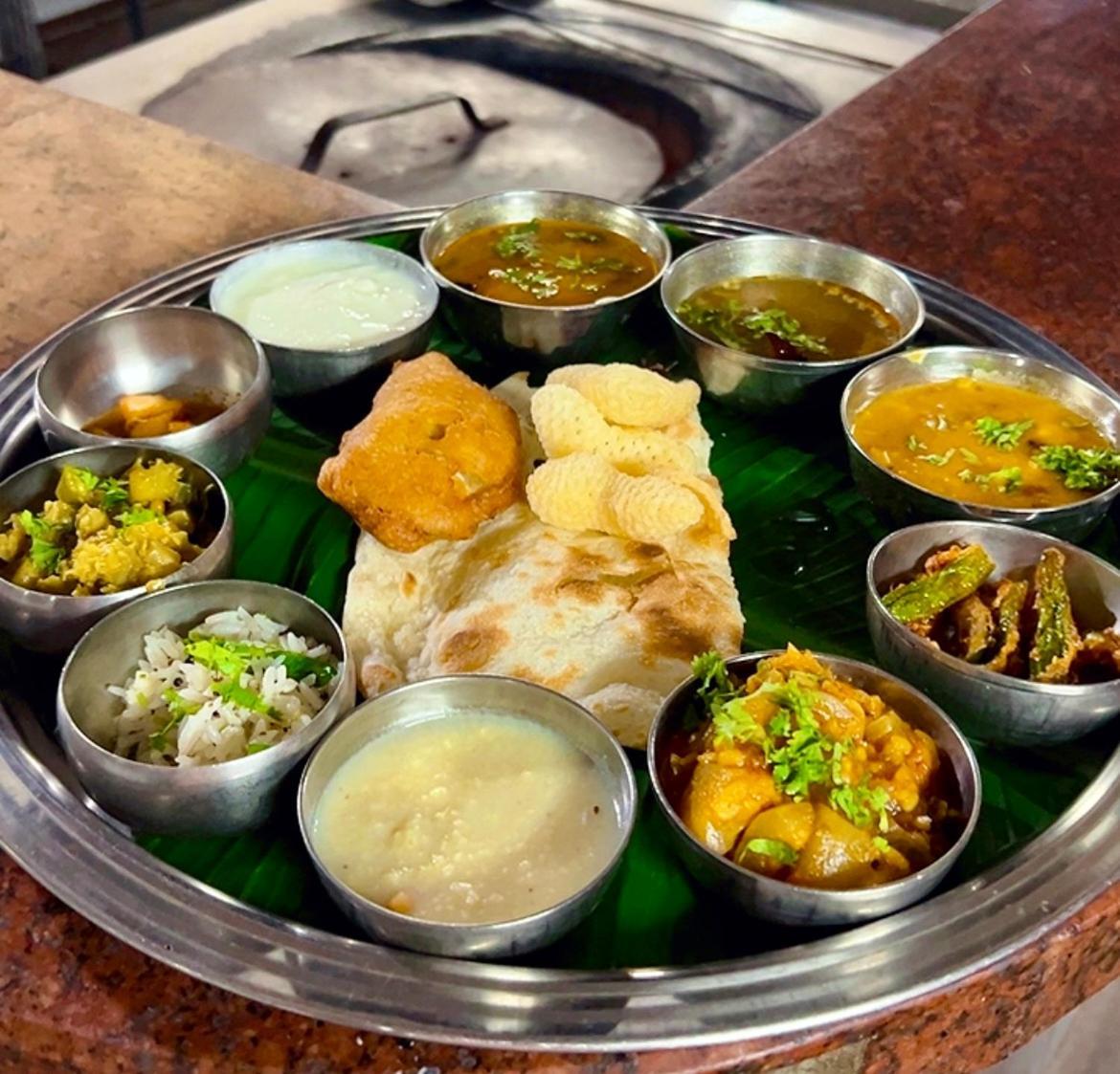 Varada Nagavali Hotel Srikakulam المظهر الخارجي الصورة
